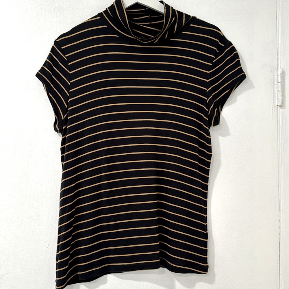 CAbi Mock Neck Top